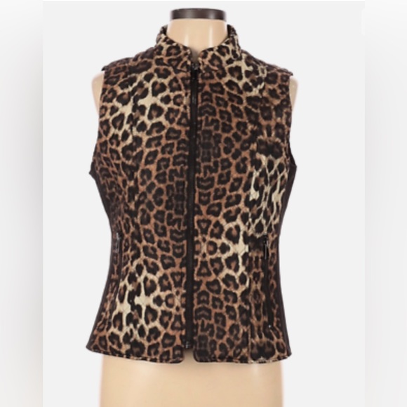 ⬇️New Direction Curvy Vest - Picture 1 of 6